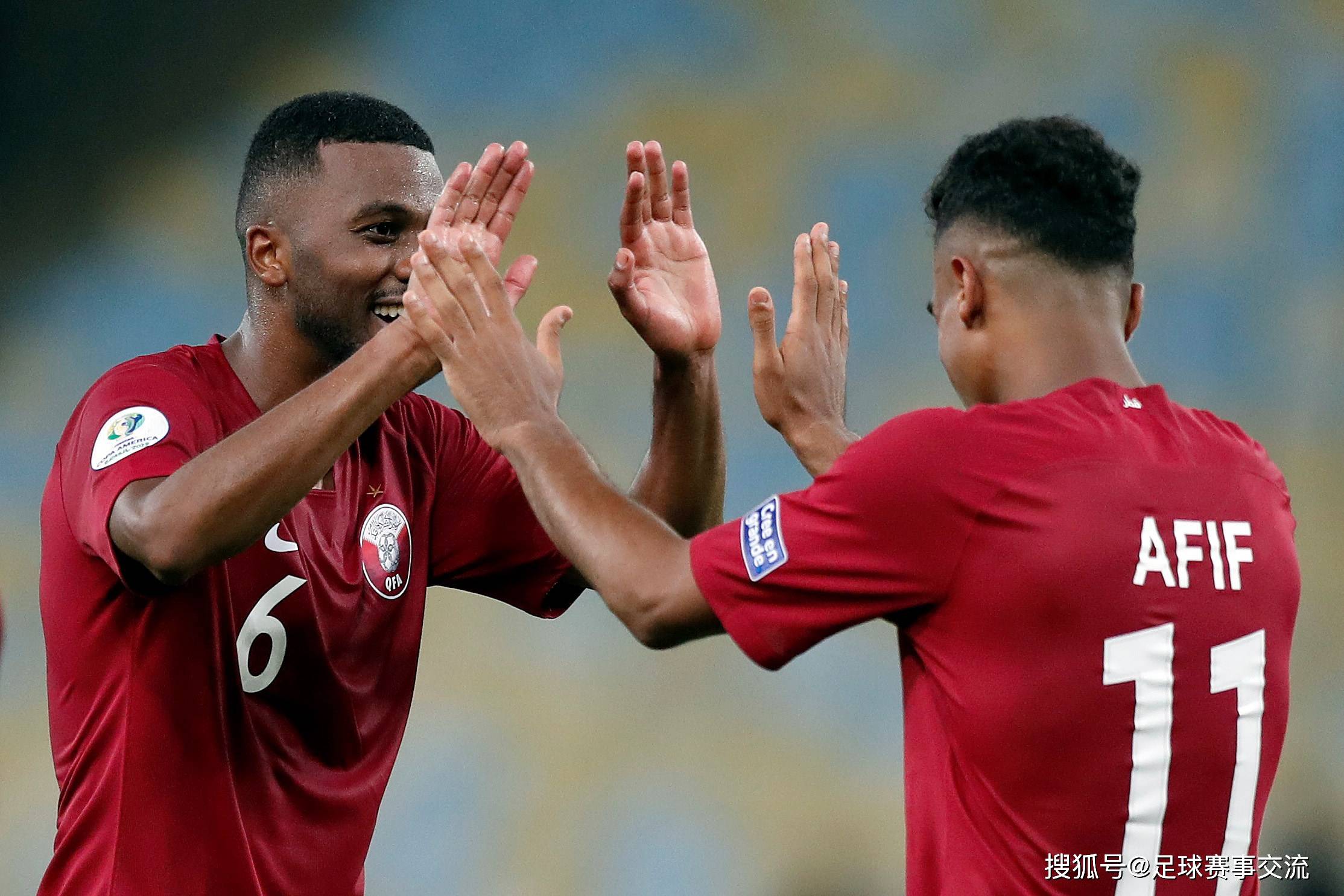 莱万多夫斯基官方宣布出色防守新规,DWG引发争议!气势如虹延续 莱万多夫斯基官方宣布出色防守新规,DWG引发争议!气势如虹延续