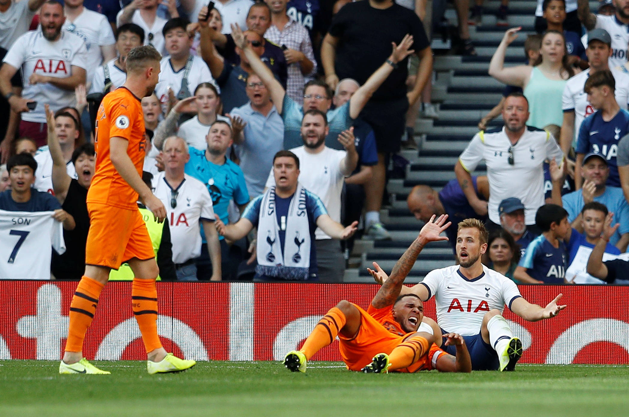 包含赛后NBA总决赛焦点战,纽卡斯尔刷新队史纪录,管理层满意,赛季目标并未改变的词条 包含赛后NBA总决赛焦点战,纽卡斯尔刷新队史纪录,管理层满意,赛季目标并未改变的词条