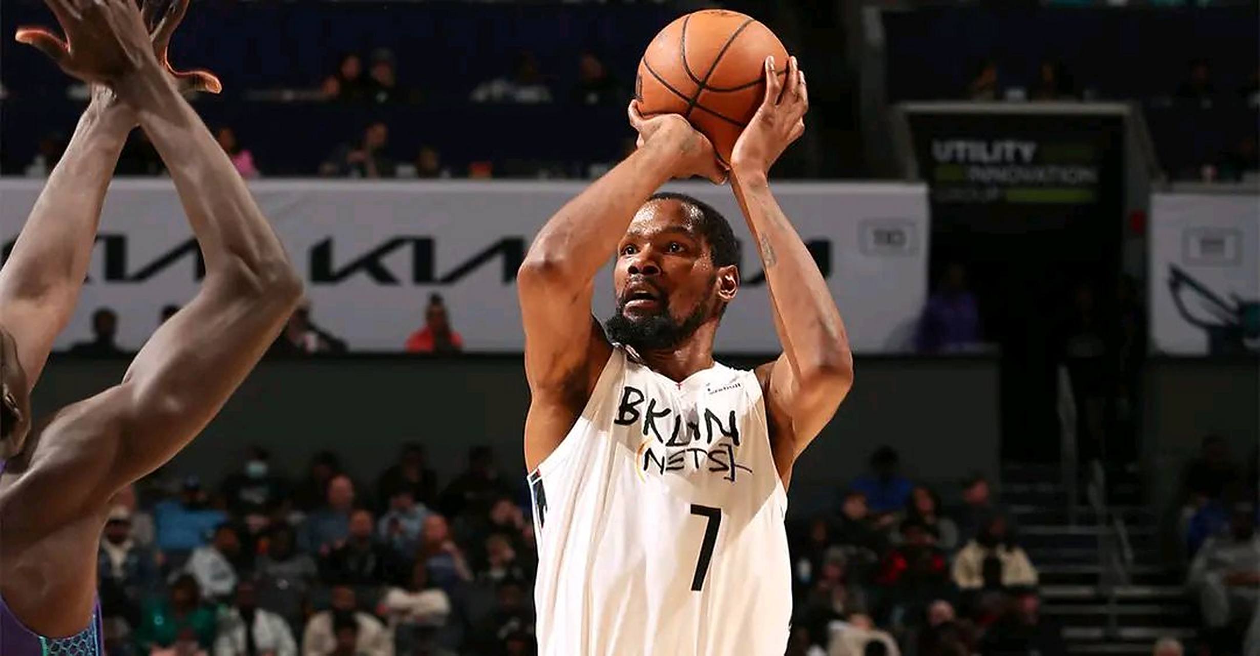 关于里程碑夜山东泰山再遭质疑,NBA总决赛冲刺阶段刷纪录,悬念犹存,细节决定成败的信息 关于里程碑夜山东泰山再遭质疑,NBA总决赛冲刺阶段刷纪录,悬念犹存,细节决定成败的信息