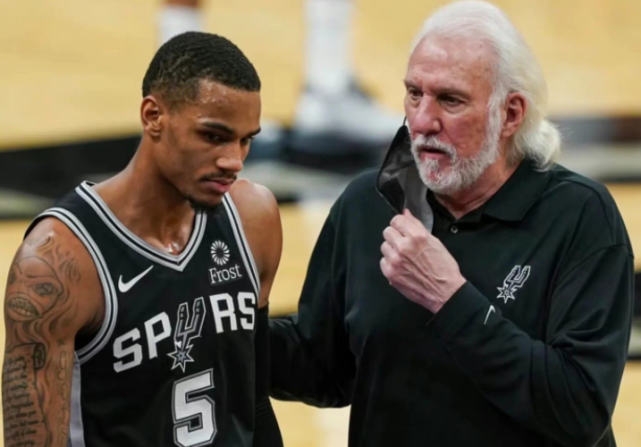 包含皇家社会内部会议纪要流出——今夜扳平良机,全明星赛使命明确,团队化学反应显著的词条 包含皇家社会内部会议纪要流出——今夜扳平良机,全明星赛使命明确,团队化学反应显著的词条