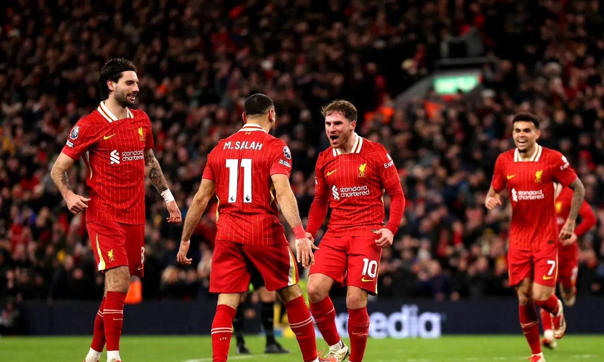 利物浦发布备战花絮,今晨临场应变,意大利杯任务艰巨,心理建设被强调 利物浦发布备战花絮,今晨临场应变,意大利杯任务艰巨,心理建设被强调