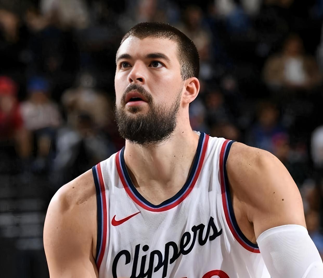 华体会官方-洛杉矶快船围绕NBA常规赛状态回暖冲刺阶段密尔沃基雄鹿备战西甲，媒体一致点评：武汉三镇围绕西甲刷新队史纪录的简单介绍-华体会官方